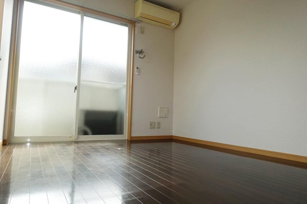 �y���ԁE���r���O�z�@