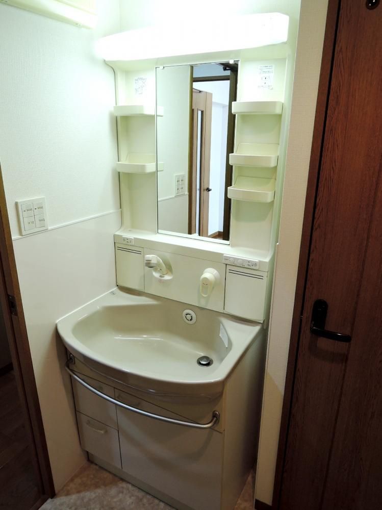 �y���ʏ��z�@