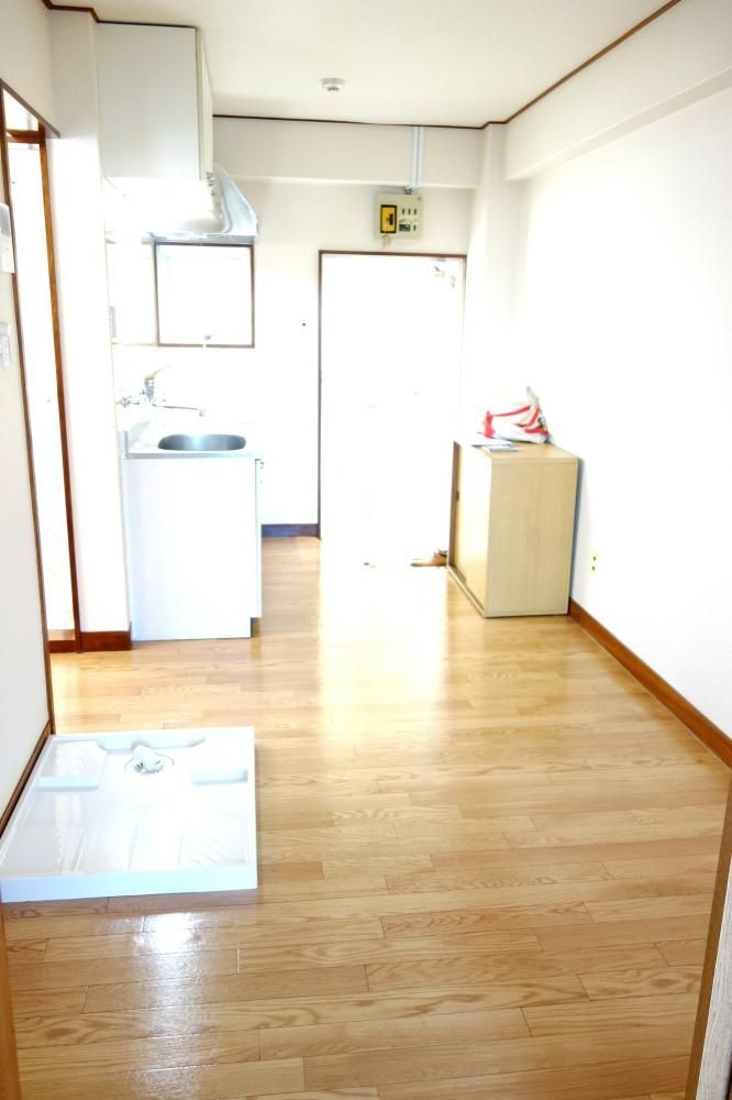 �y���ԁE���r���O�z�@