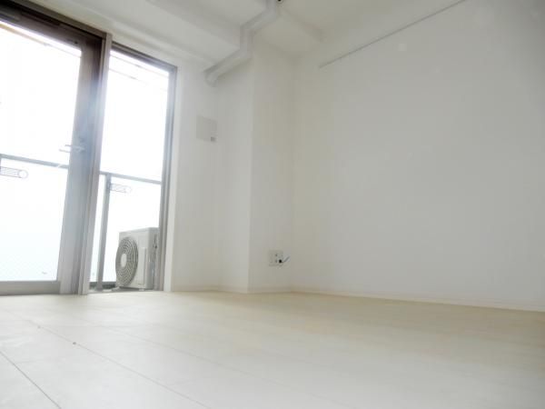 �y�Q���z�@