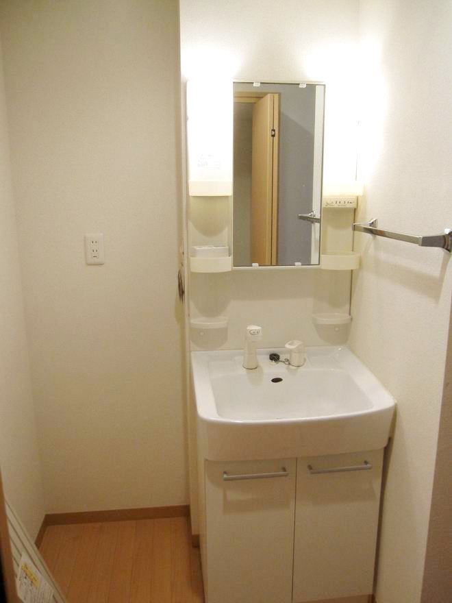 �y���ʏ��z�@