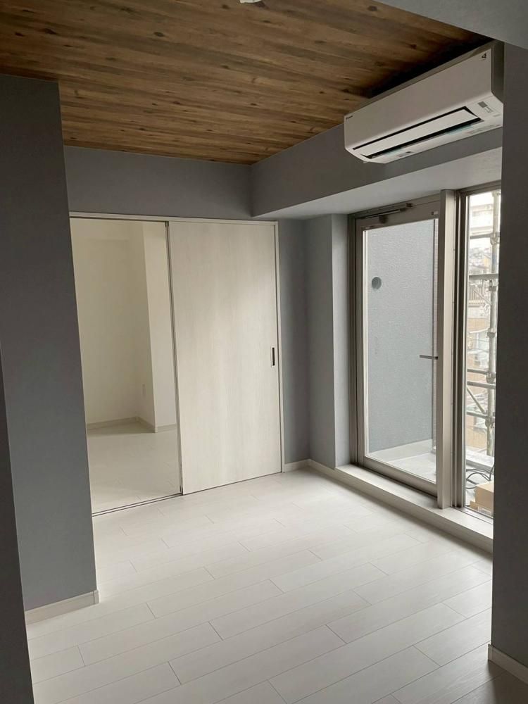 �y���ԁE���r���O�z�@