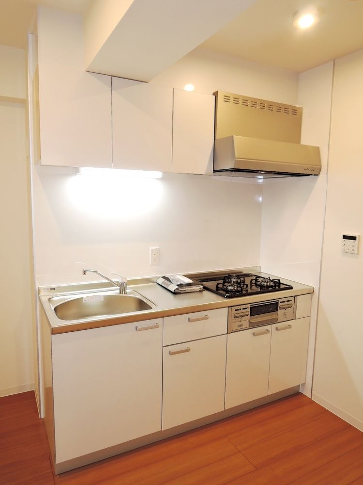 �y�L�b�`���z�@