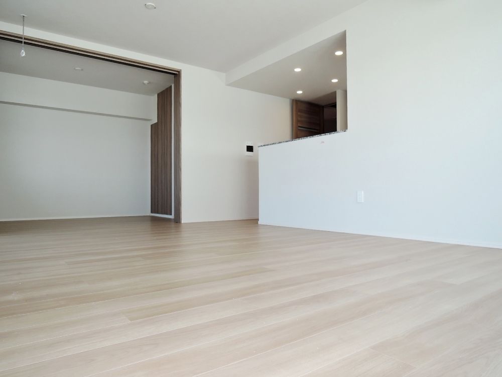 �y���ԁE���r���O�z�@