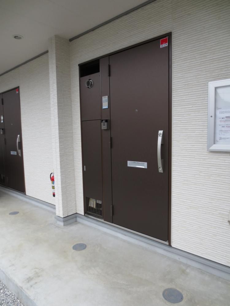 �y�G���g�����X�z�@