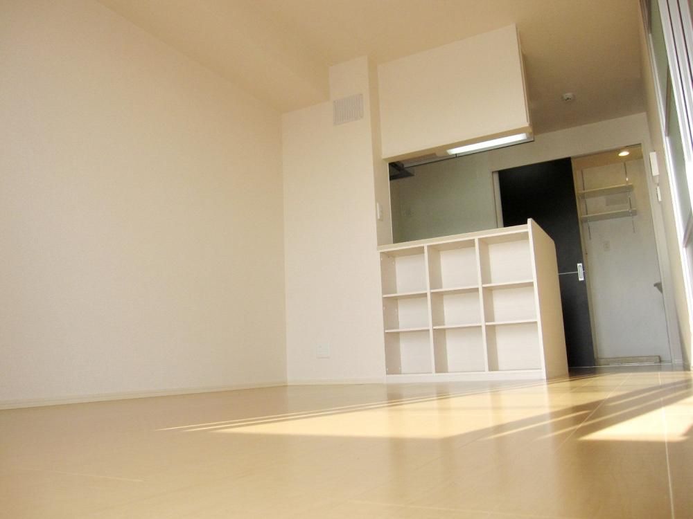 �y���ԁE���r���O�z�@