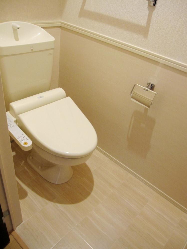 �y�g�C���z�@