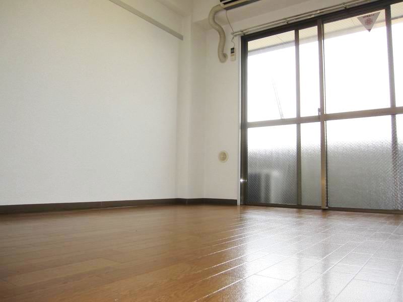 �y�Q���z�@