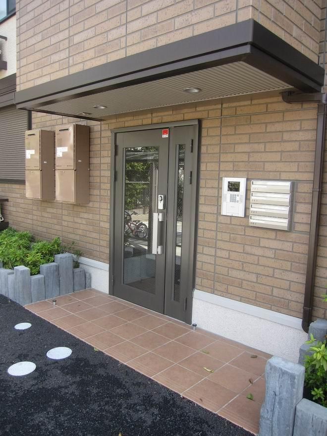 �y�G���g�����X�z�@