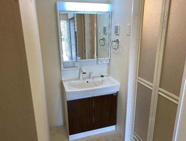 �y���ʏ��z�@