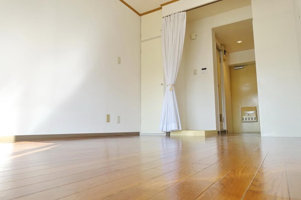 �y���ԁE���r���O�z�@