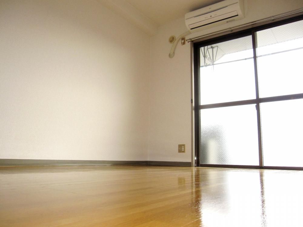 �y�Q���z�@