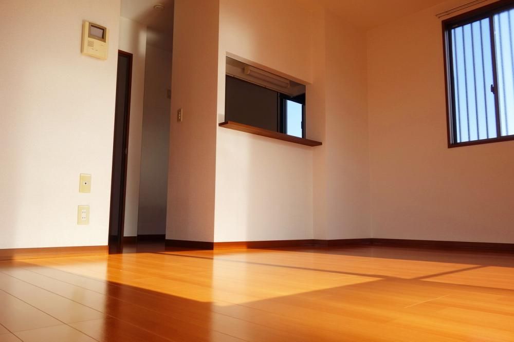 �y���ԁE���r���O�z�@