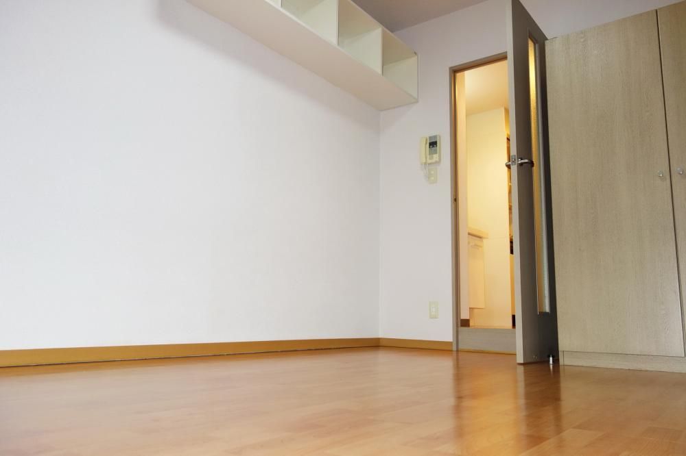 �y�Q���z�@