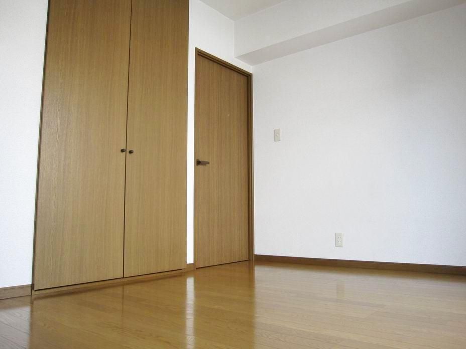 �y�Q���z�@