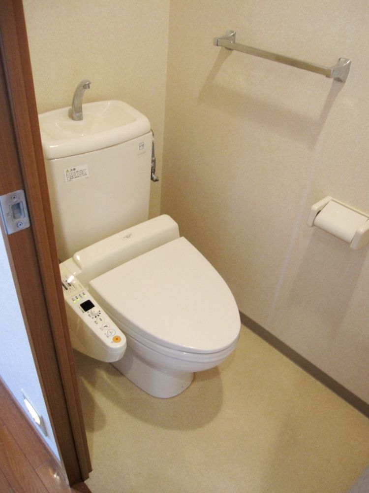 �y�g�C���z�@