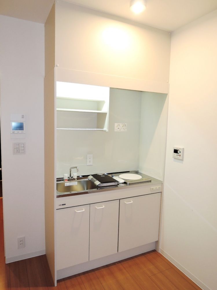 �y�L�b�`���z�@