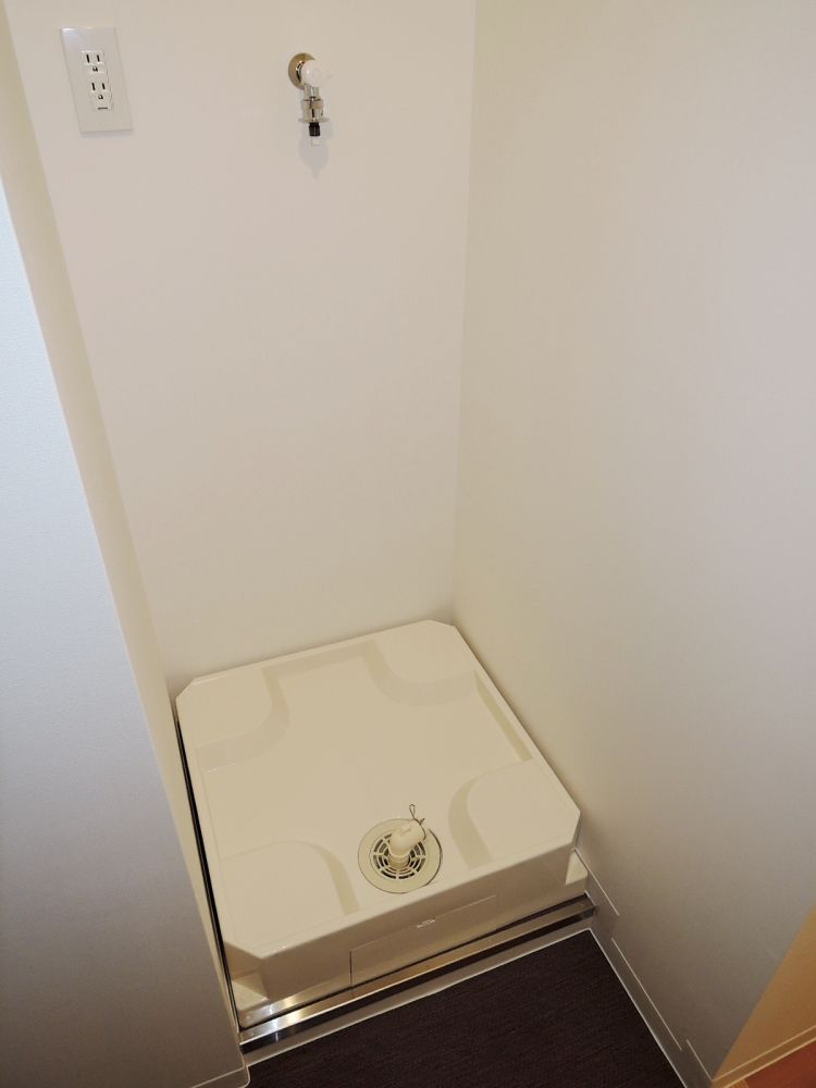 �y���̑��ݔ��z�@