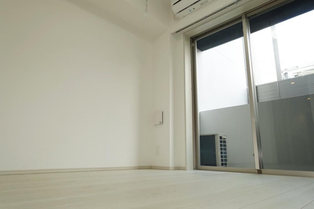 �y�Q���z�@