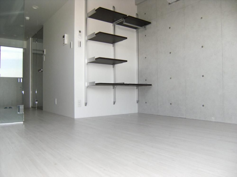 �y���ԁE���r���O�z�@