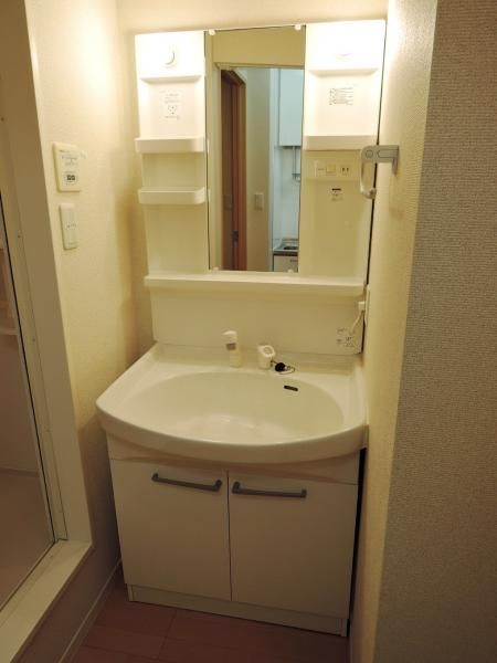 �y���ʏ��z�@