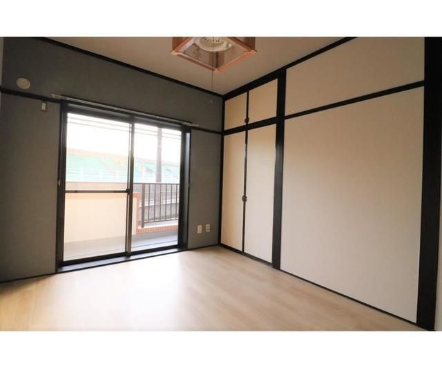 �y�Q���z�@