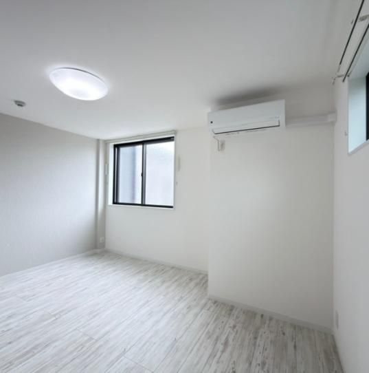 �y�x�����_�z�@