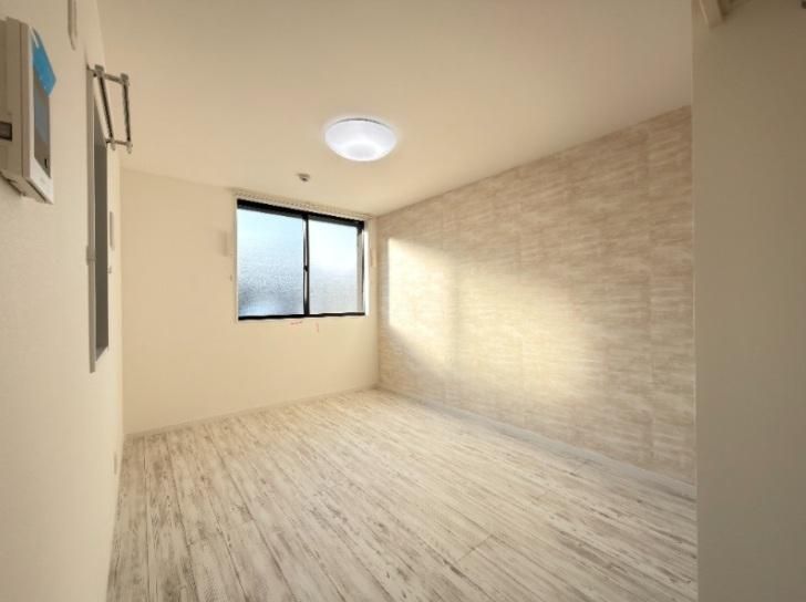 �y�Q���z�@