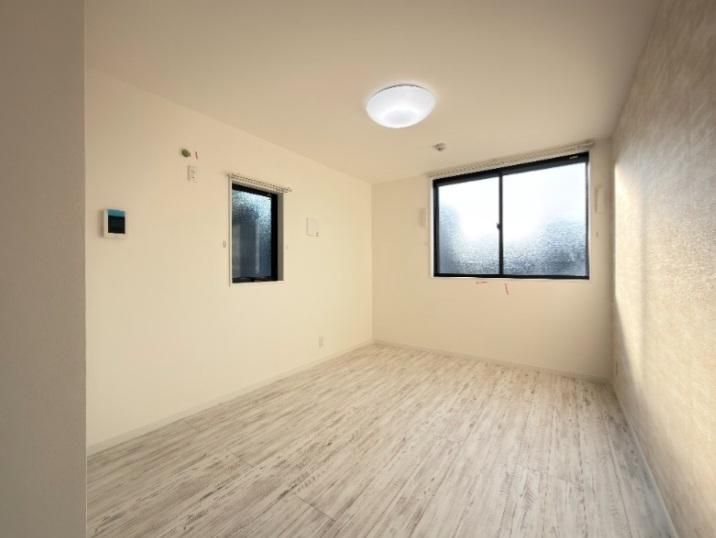 �y�x�����_�z�@