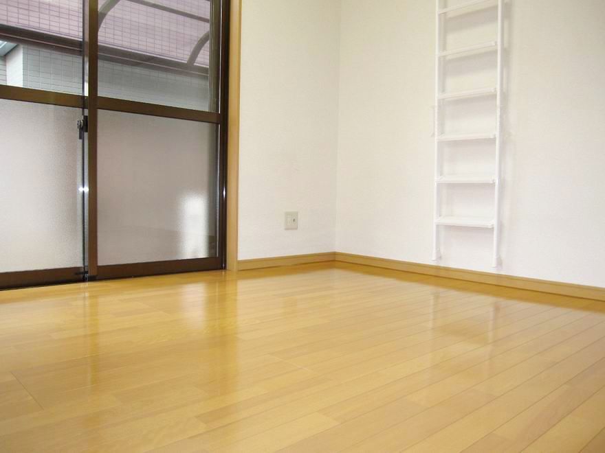 �y�Q���z�@