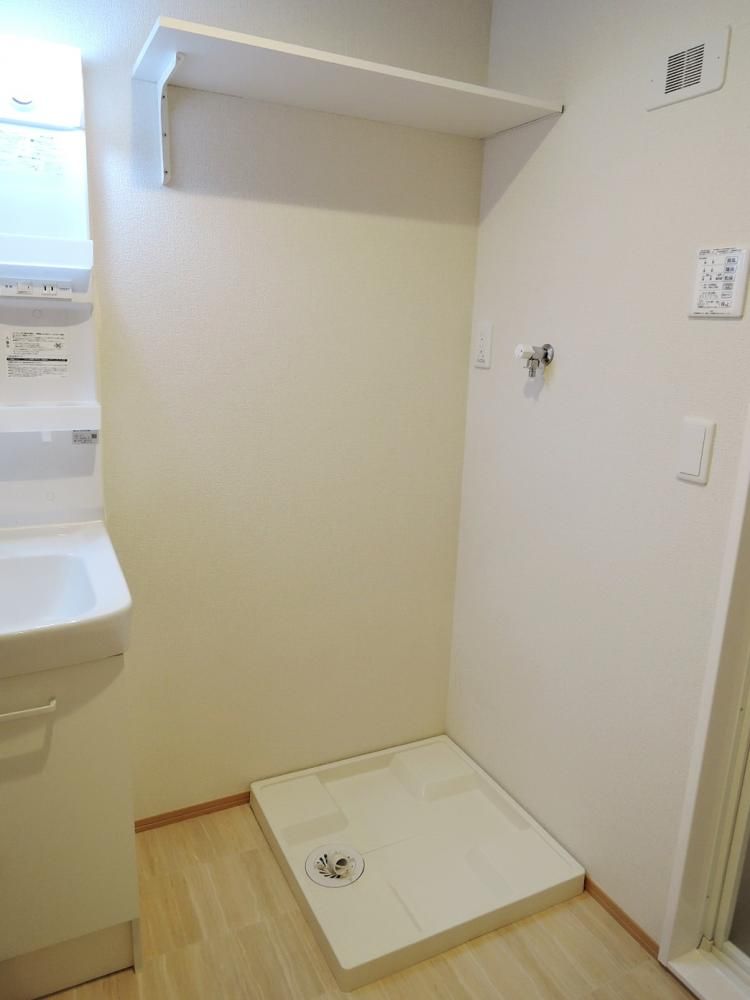 �y���̑��ݔ��z�@