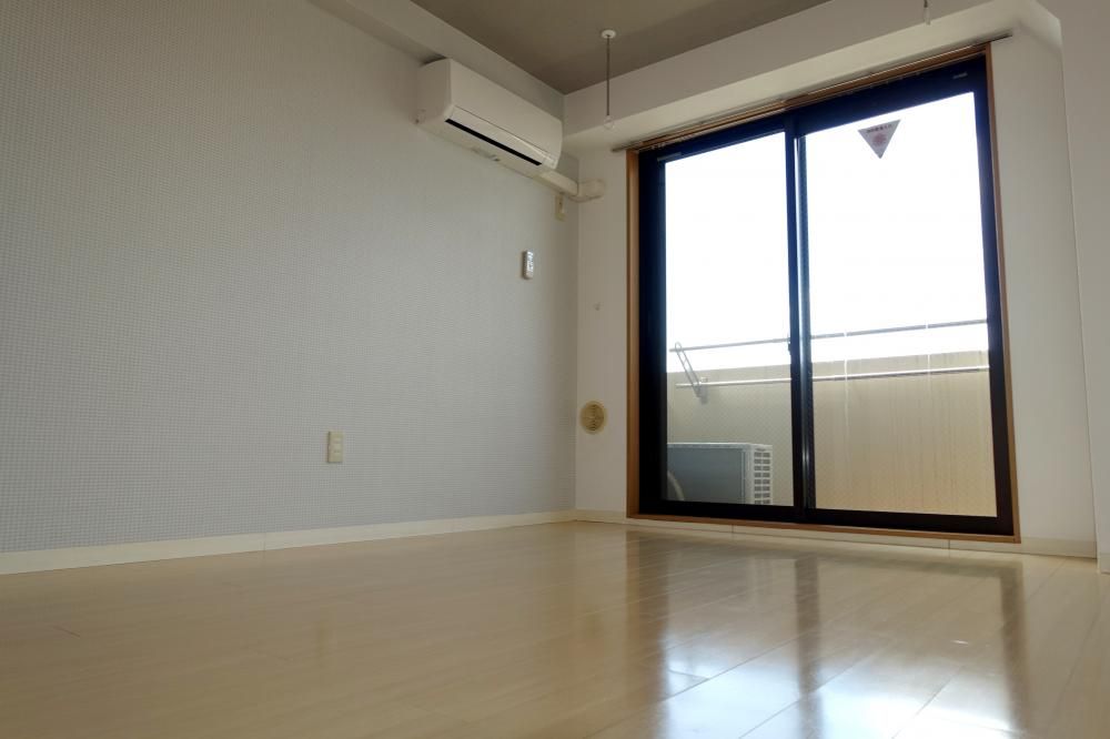 �y�Q���z�@