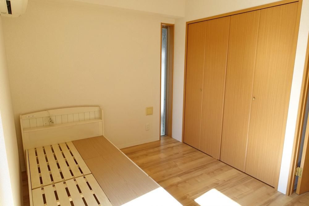 �y�Q���z�@