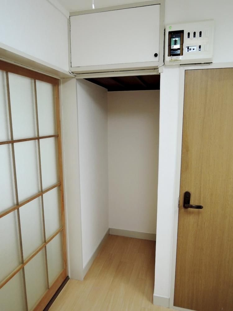 �y���̑��ݔ��z�@