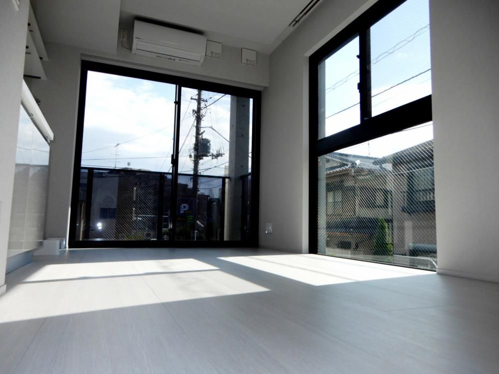 �y�Q���z�@