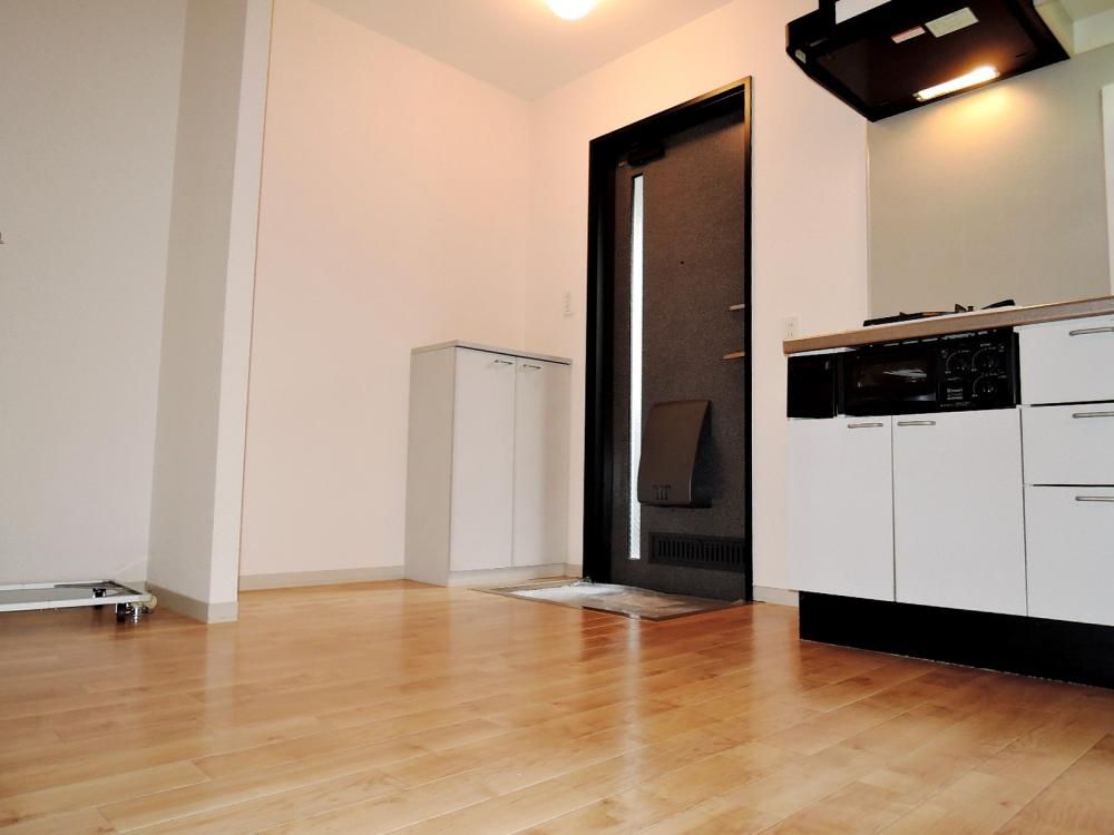 �y���ԁE���r���O�z�@