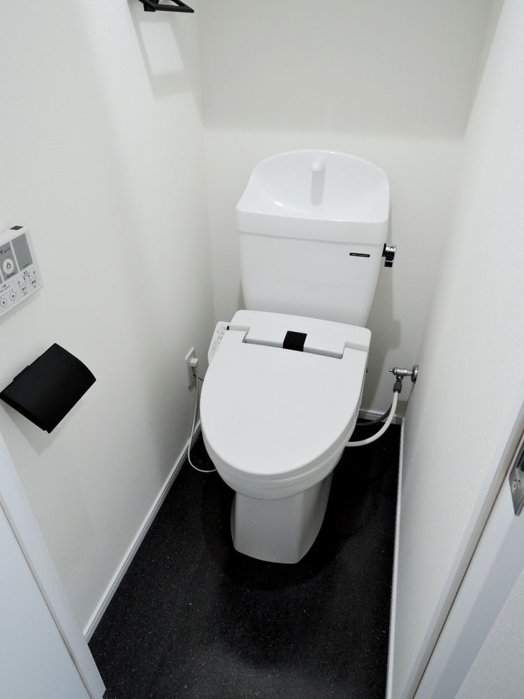 �y�g�C���z�@