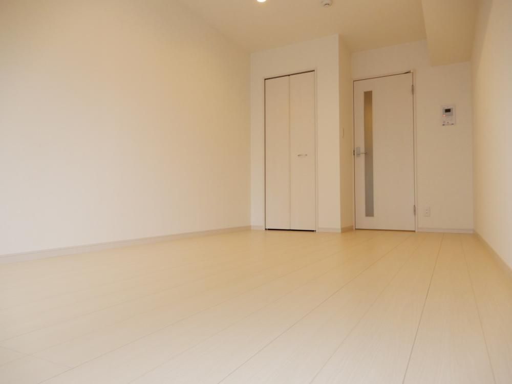 �y�Q���z�@