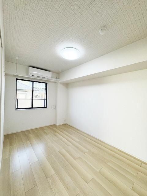 �y�Q���z�@