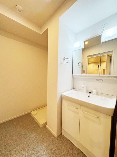 �y���ʏ��z�@