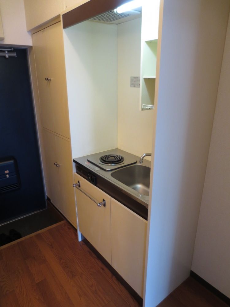 �y�L�b�`���z�@