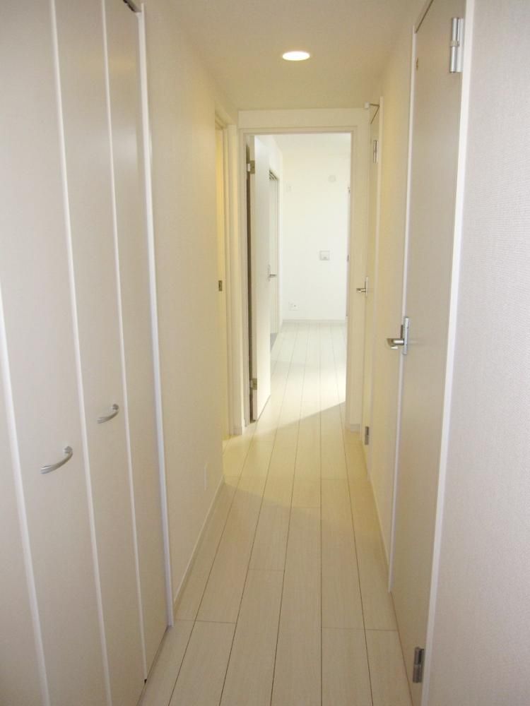 �y�Z�L�����e�B�z�@