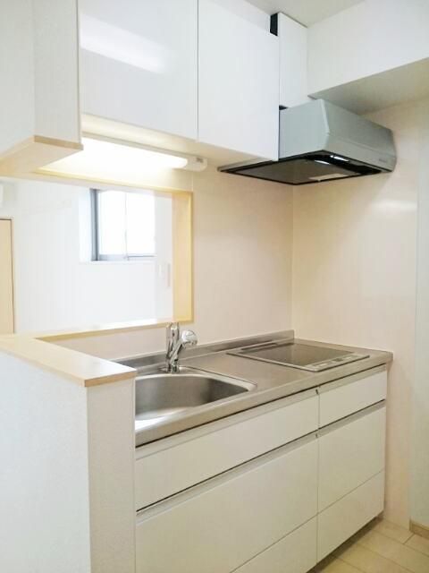 �y�L�b�`���z�@