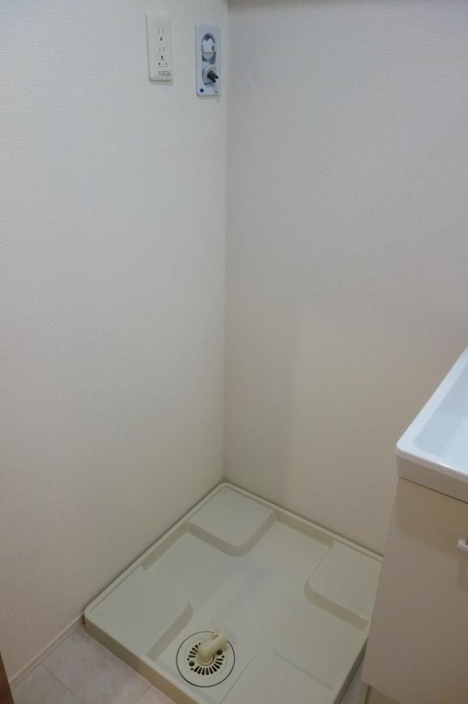 �y���̑��ݔ��z�@