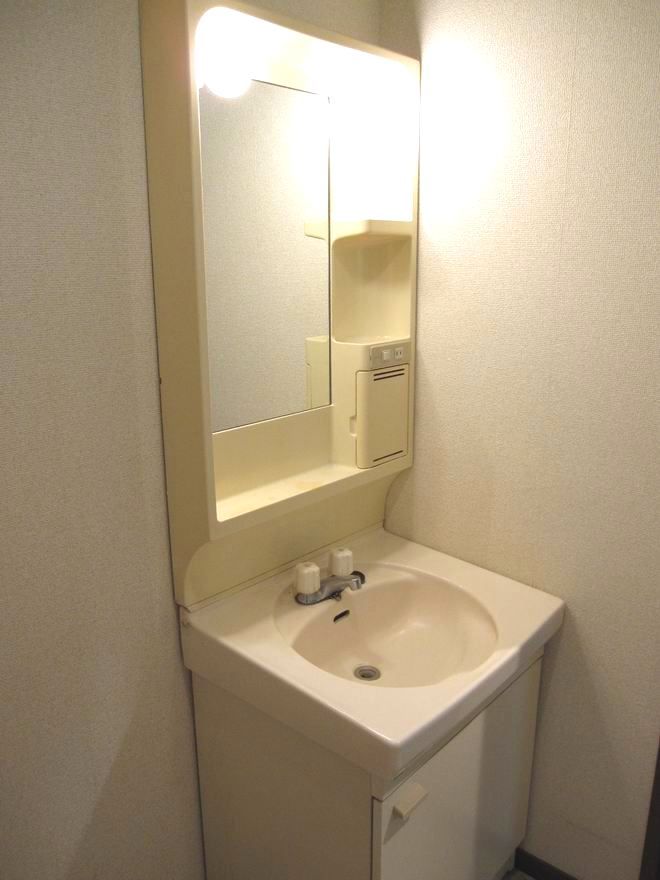 �y���ʏ��z�@