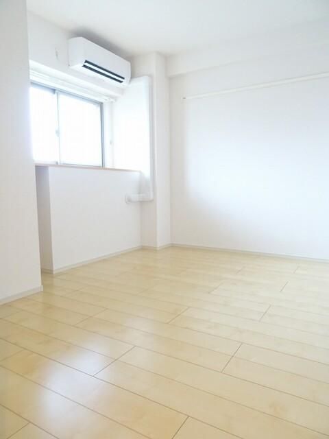 �y�Q���z�@