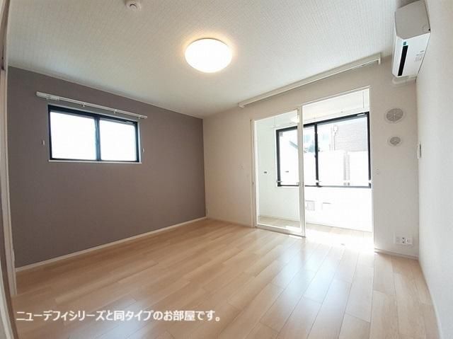 �y���̑��ݔ��z�@