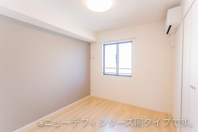 �y�Q���z�@