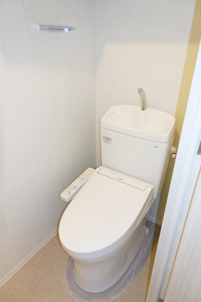 �y�g�C���z�@