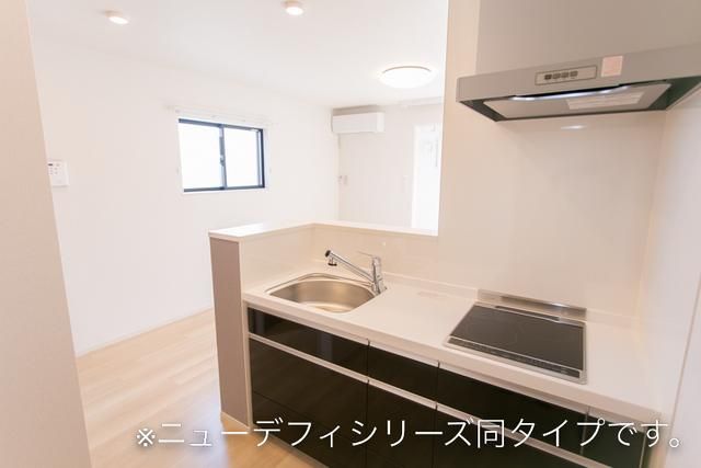 �y�L�b�`���z�@